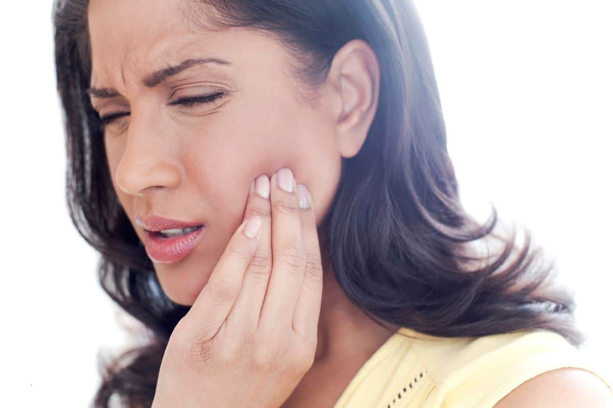 Featured image for “How Long Does TMJ Pain Last? A Comprehensive Guide”